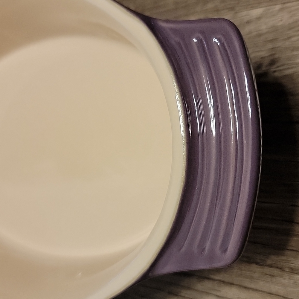 Le Creuset Cassis Oval Dish - Picture 3 of 9
